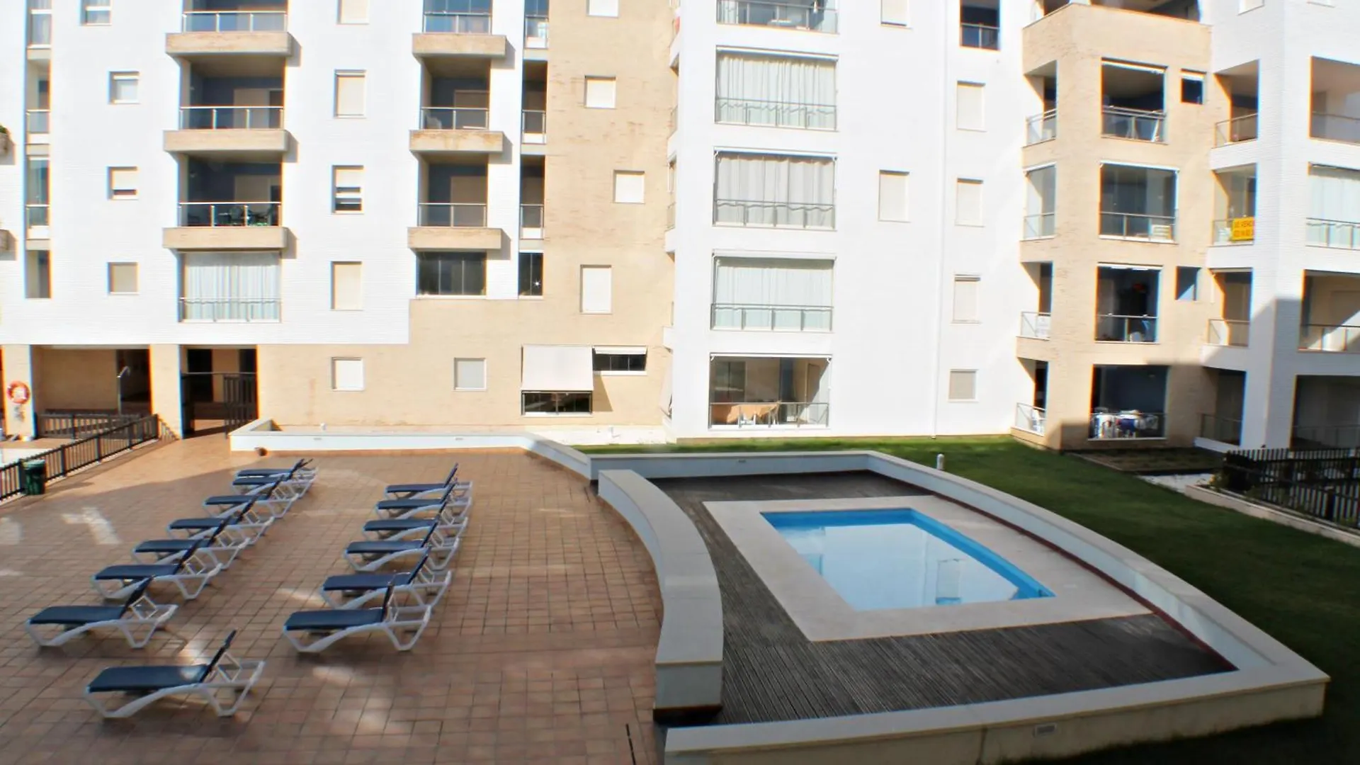Apartment Apartamentos Espigon Levante Piscina Y Zonas Verdes By Also A01-00358 Huelva